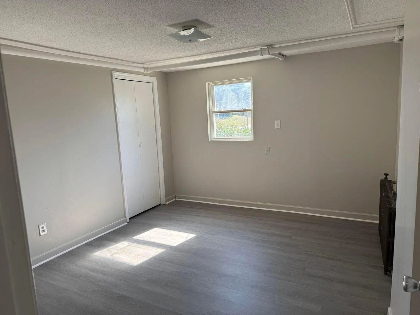 216 College ST - Photo 11