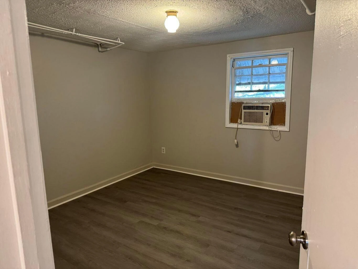 216 College ST - Photo 13
