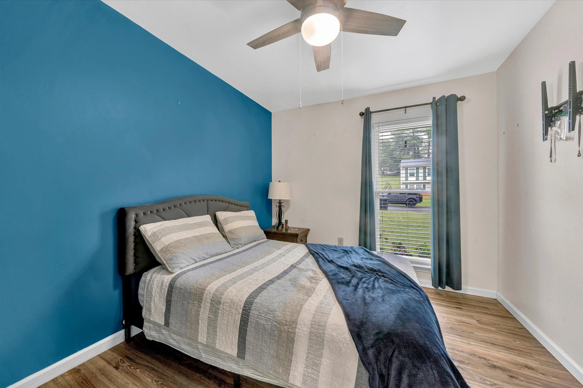 1140 Pedigo LN - Photo 11