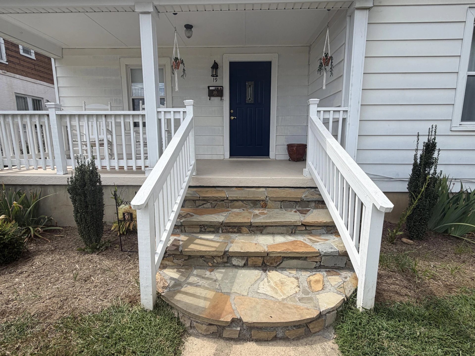 19 Lake AVE - Photo 3
