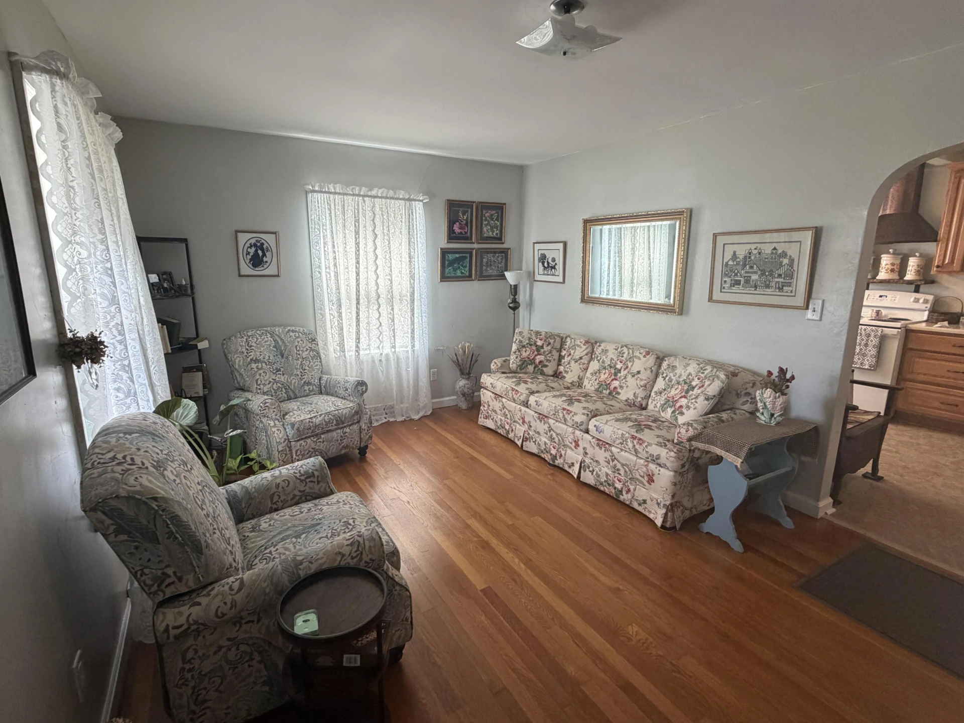 19 Lake AVE - Photo 5