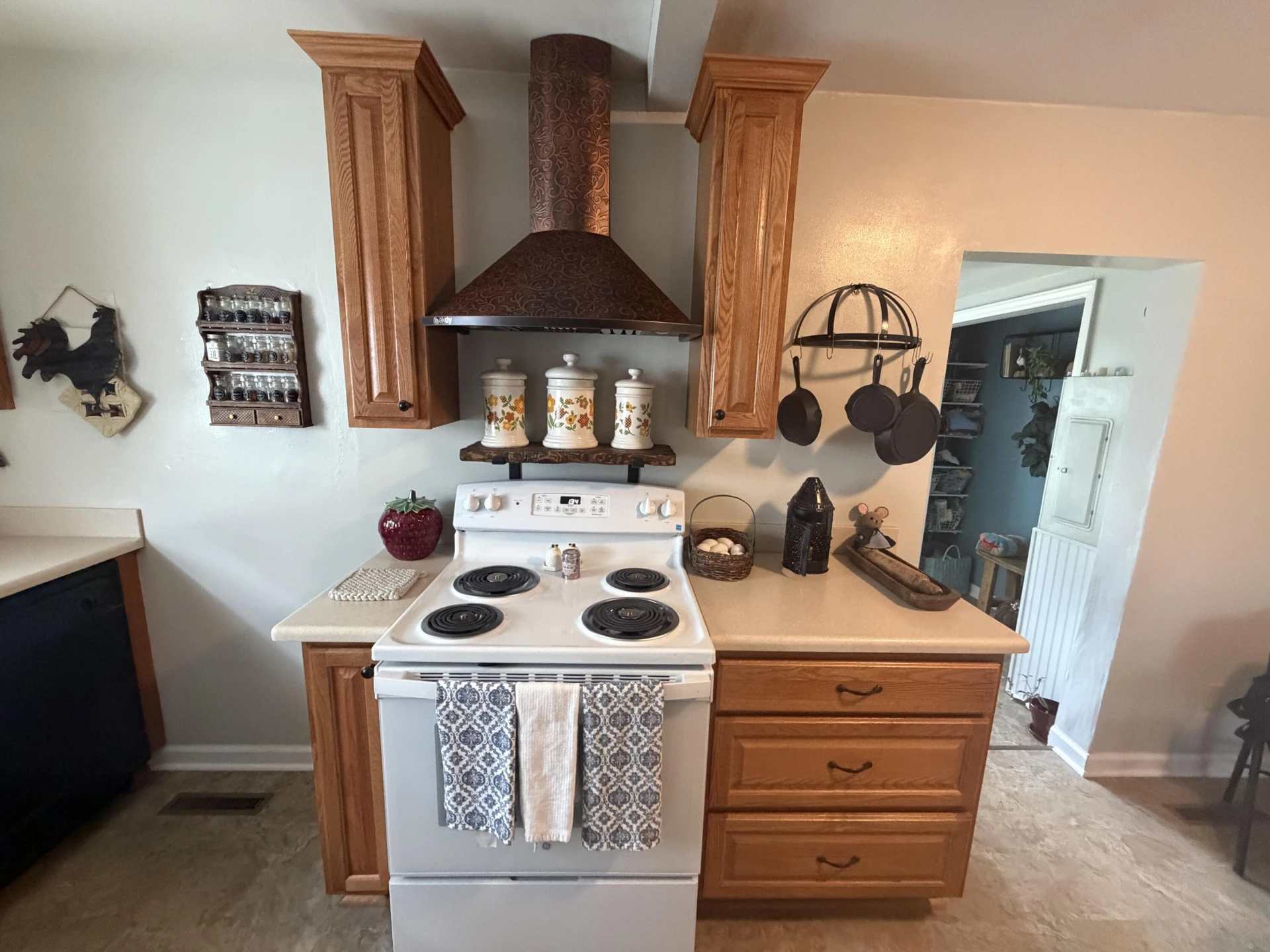 19 Lake AVE - Photo 9