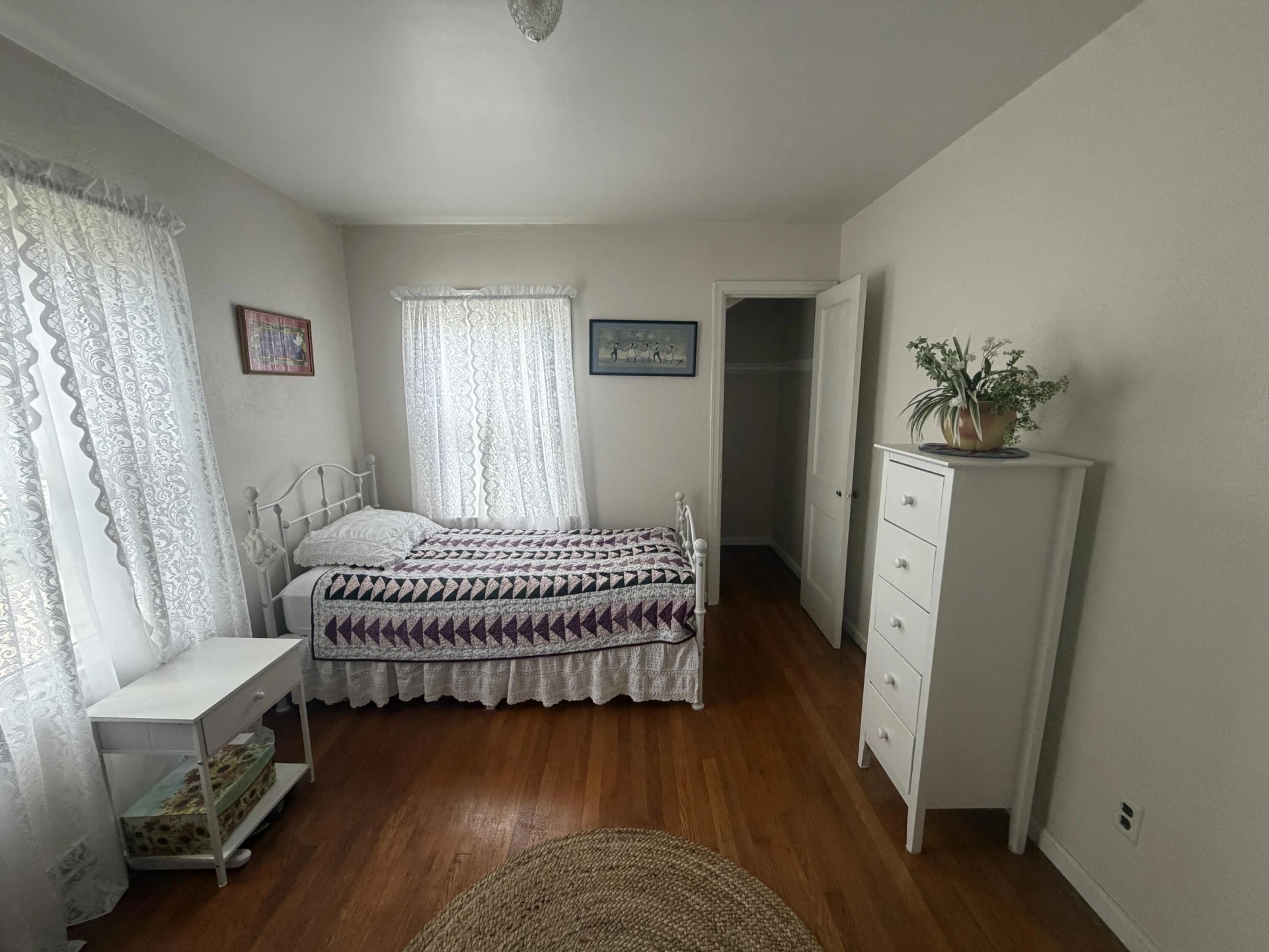 19 Lake AVE - Photo 16