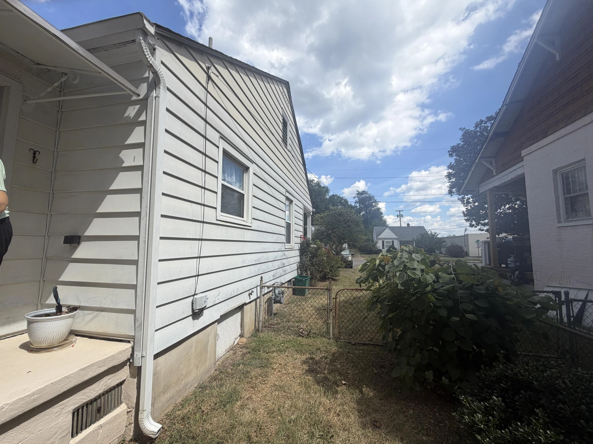 19 Lake AVE - Photo 32
