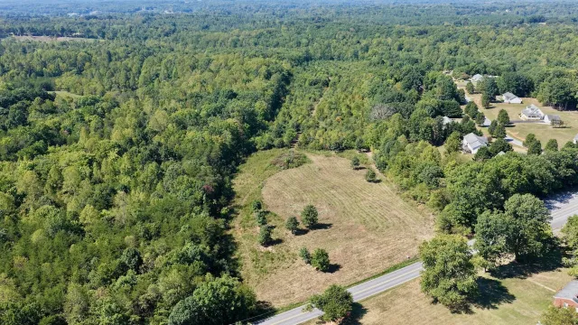 4136 Diamond Hill RD