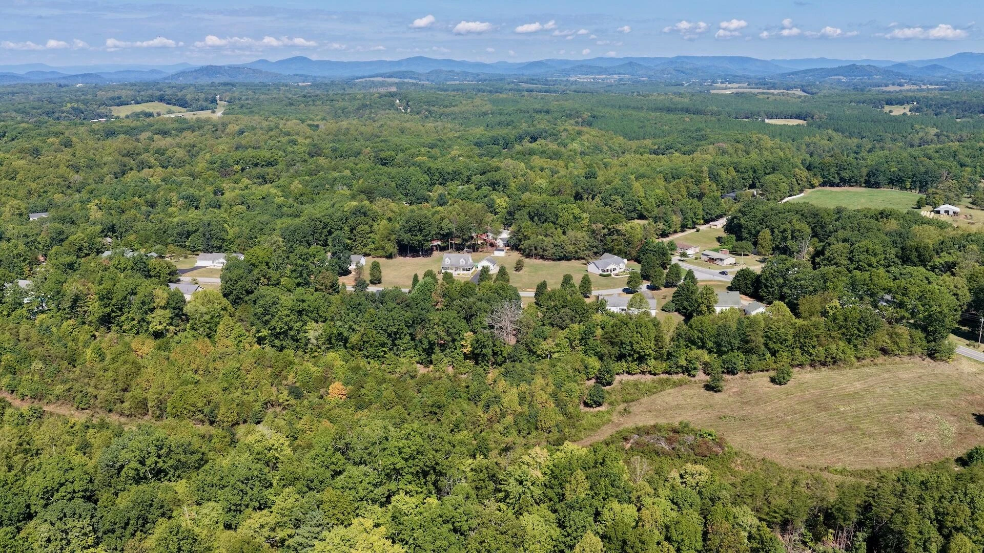 4136 Diamond Hill RD - Photo 16