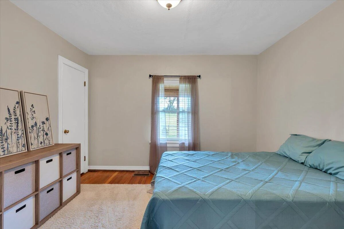 105 Lacey LN - Photo 23