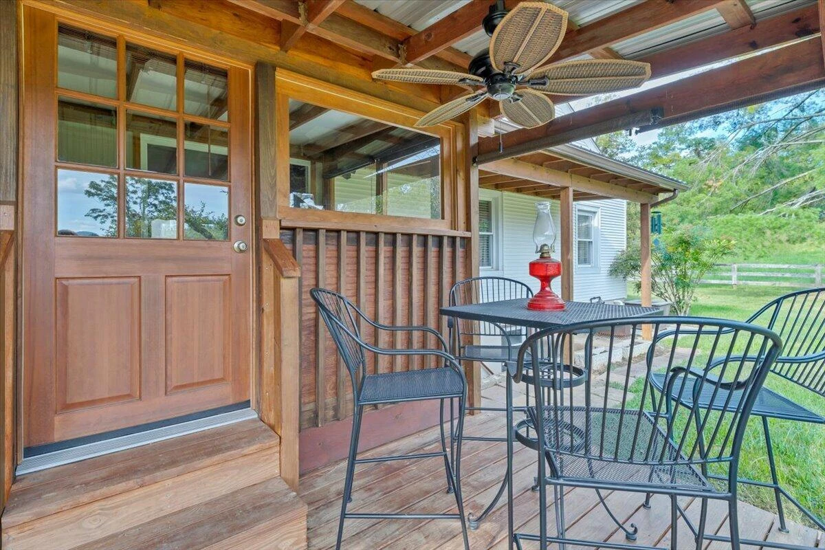 105 Lacey LN - Photo 30