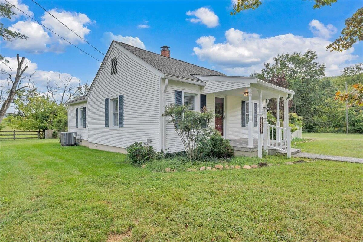 105 Lacey LN - Photo 42