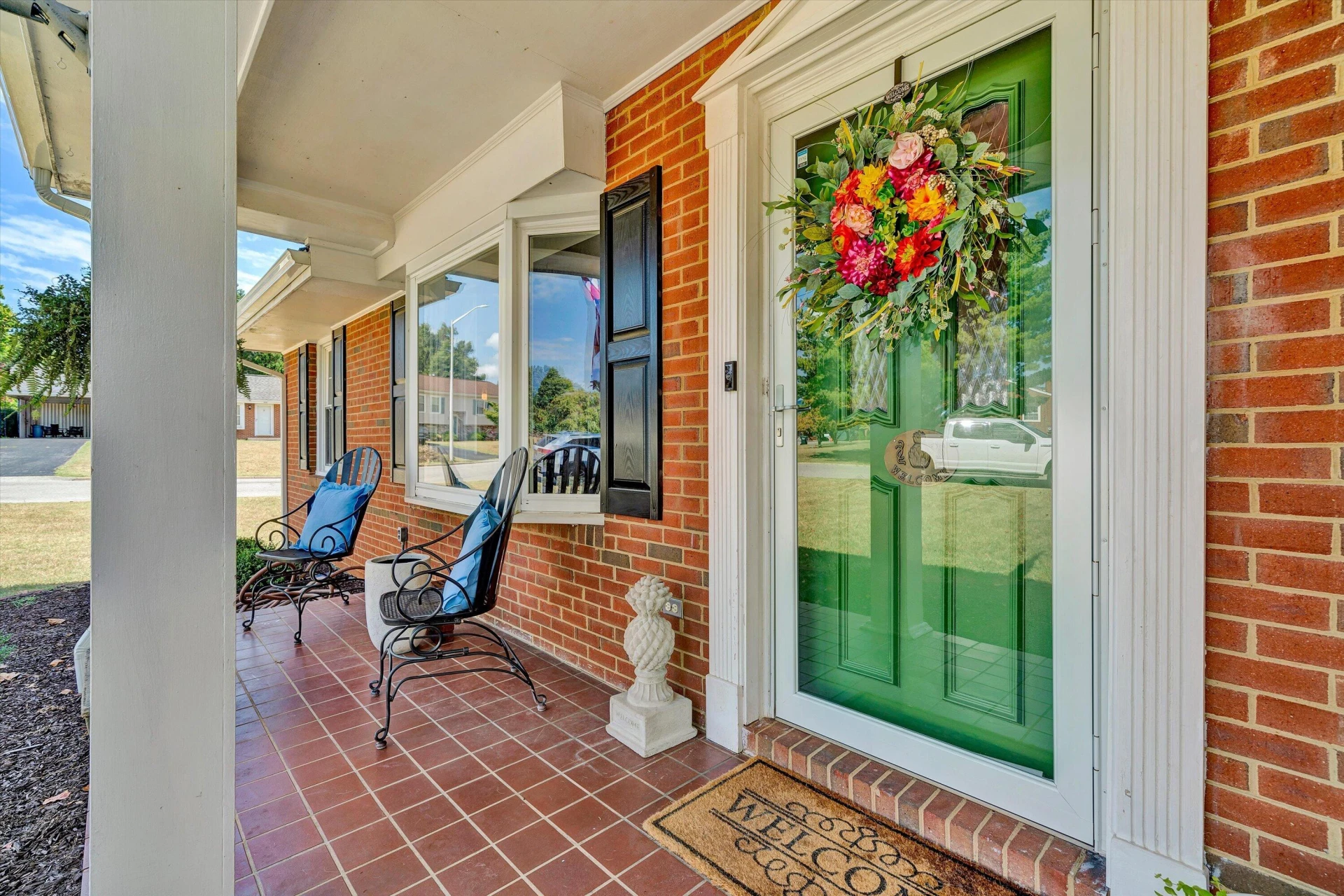 2200 Gloria DR - Photo 4