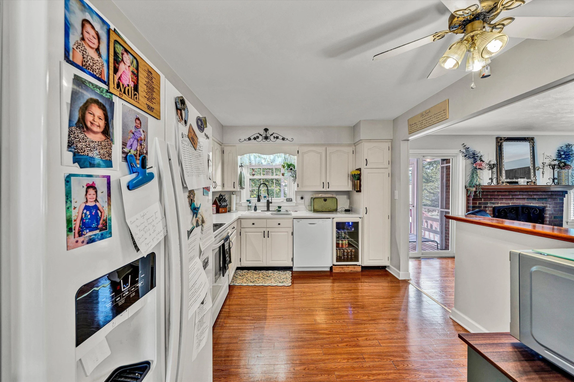 2200 Gloria DR - Photo 10