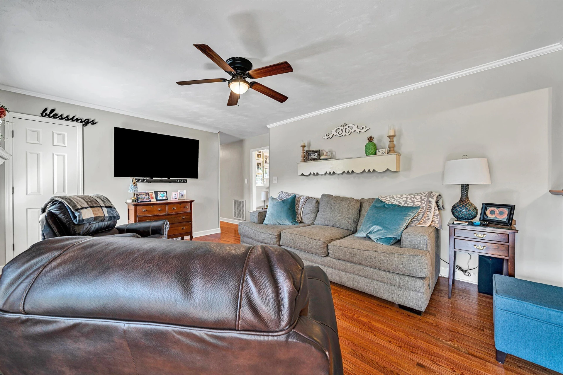 2200 Gloria DR - Photo 14