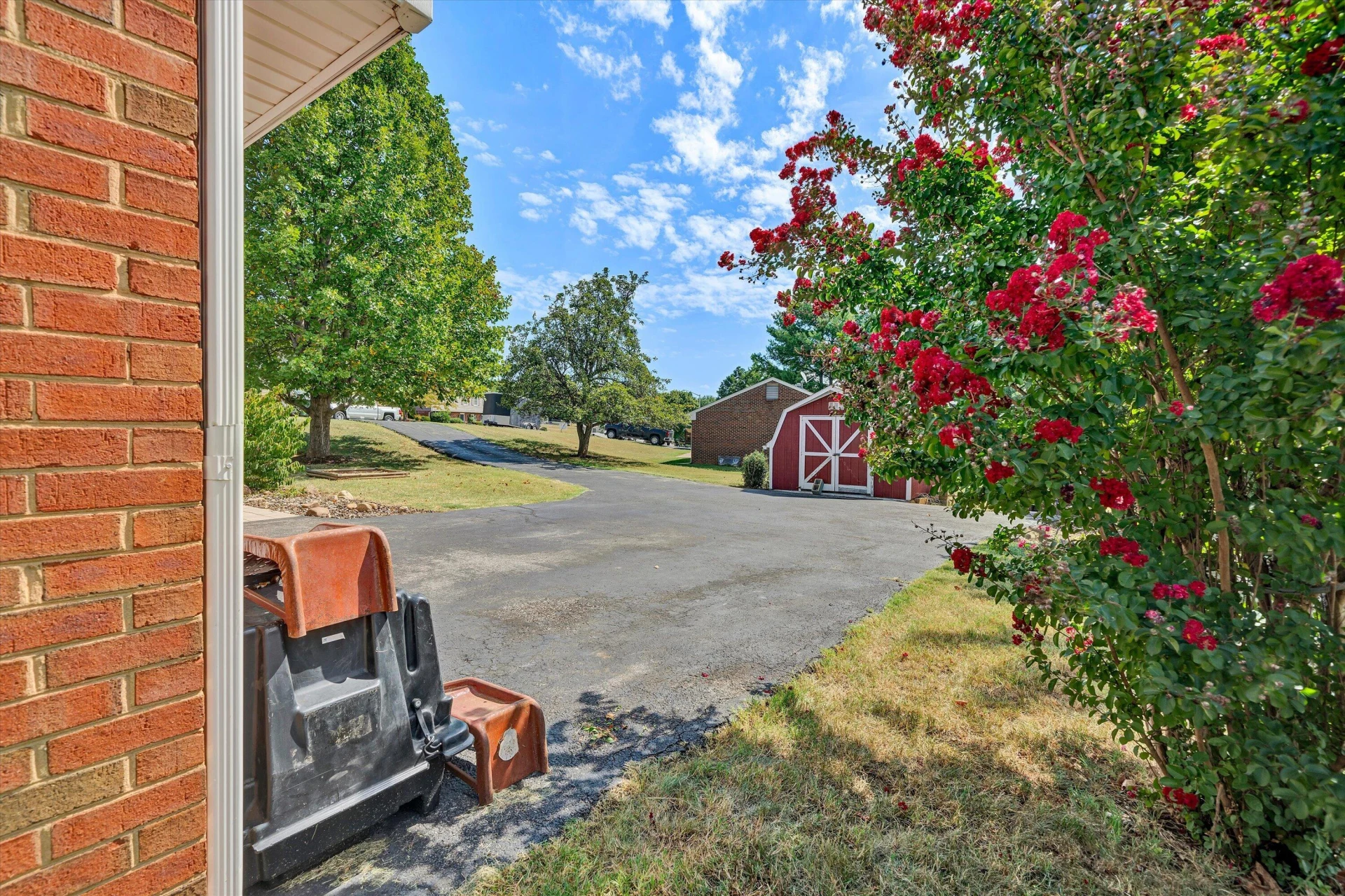 2200 Gloria DR - Photo 30