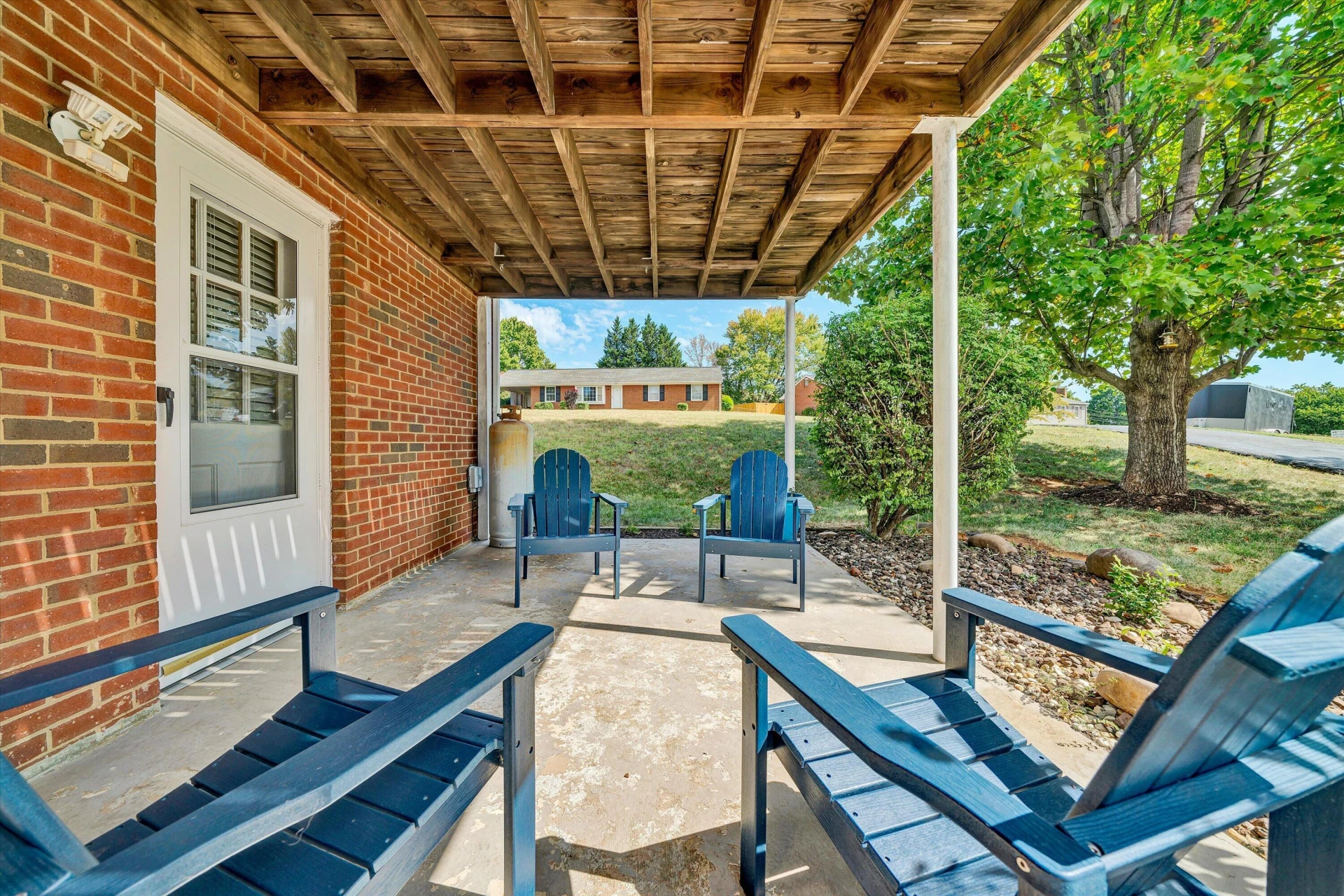 2200 Gloria DR - Photo 32