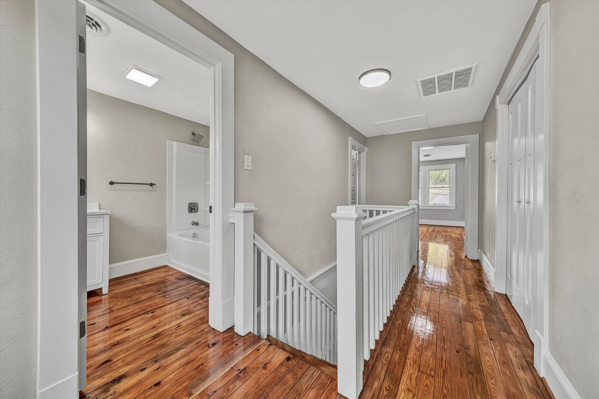 711 N Broad ST - Photo 24
