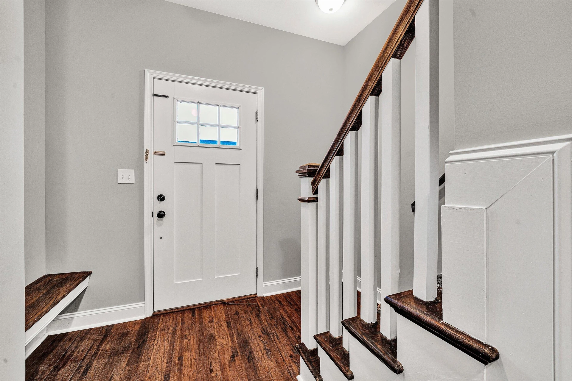 1224 Commonwealth CIR - Photo 4