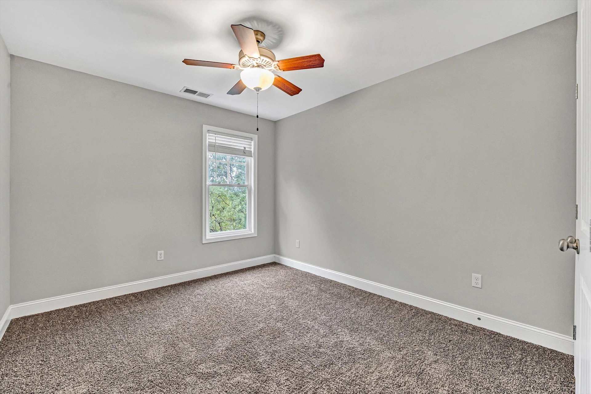 1224 Commonwealth CIR - Photo 18