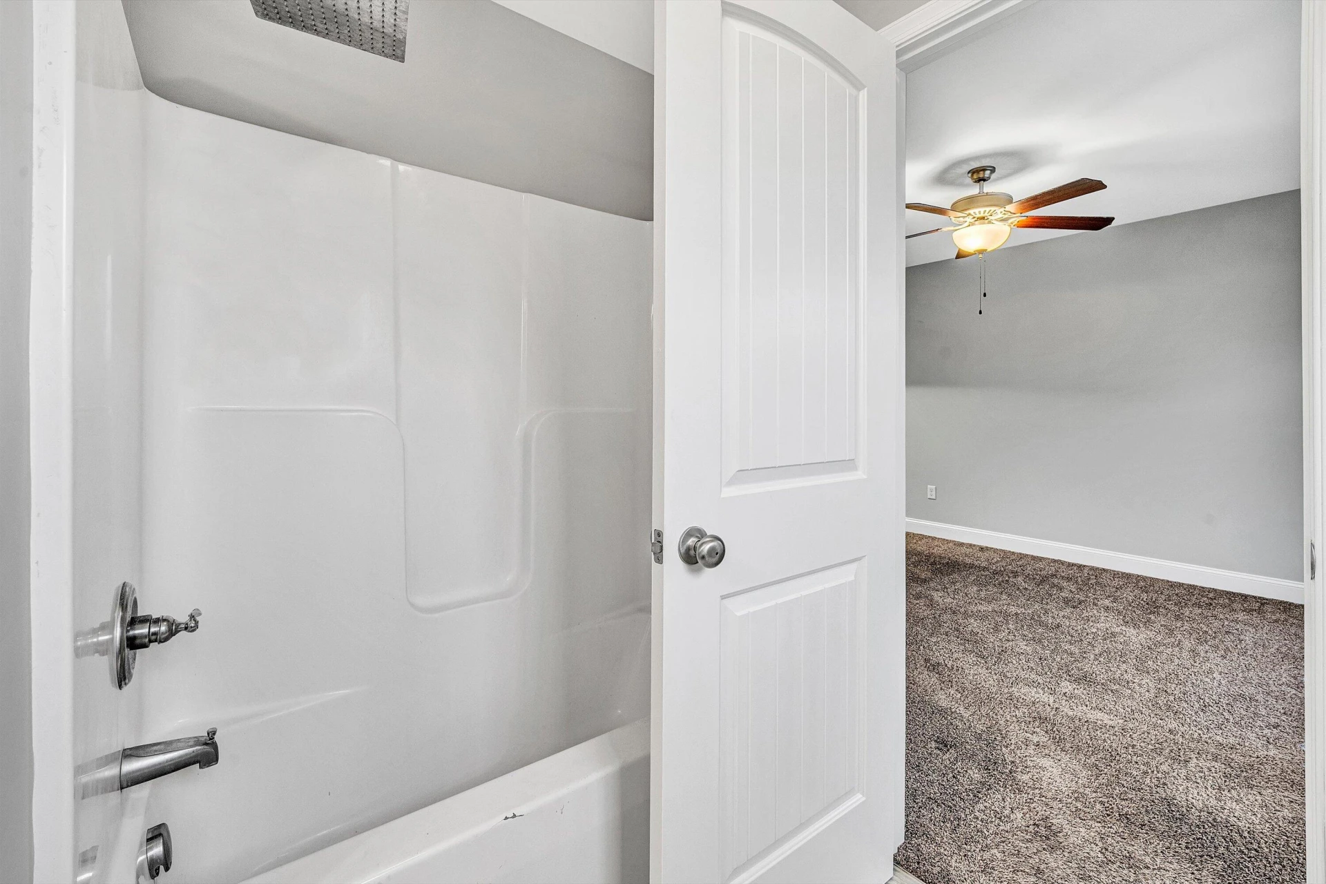 1224 Commonwealth CIR - Photo 25