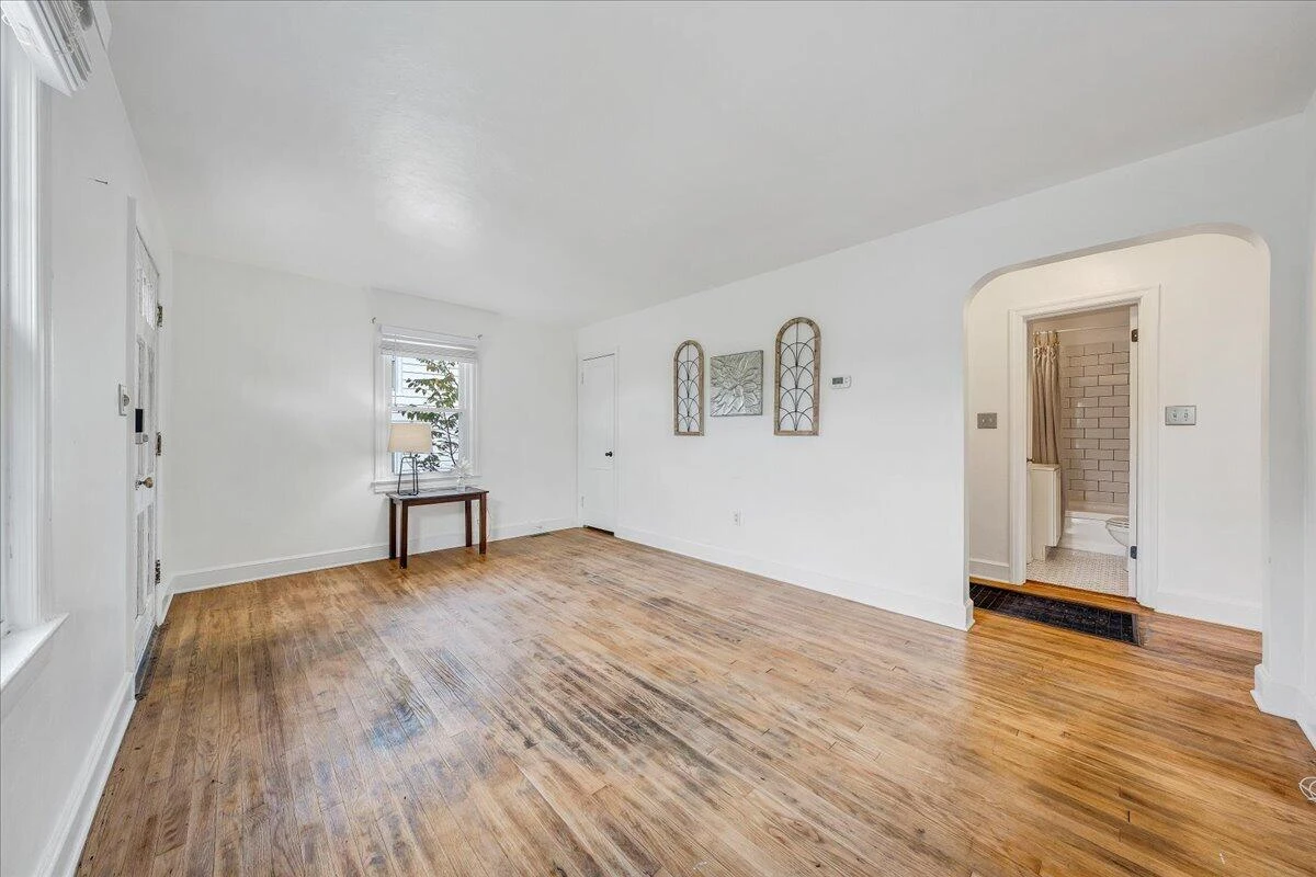 439 Cedar Bluff AVE SE - Photo 8