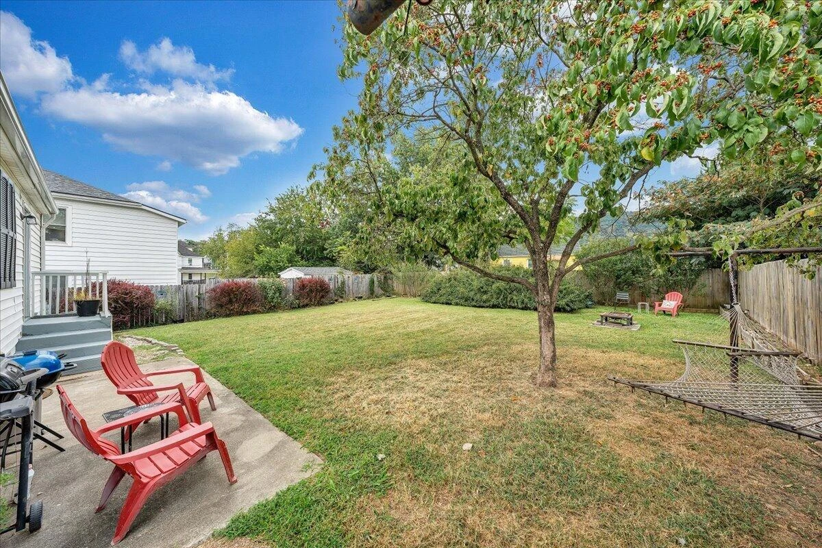 439 Cedar Bluff AVE SE - Photo 20