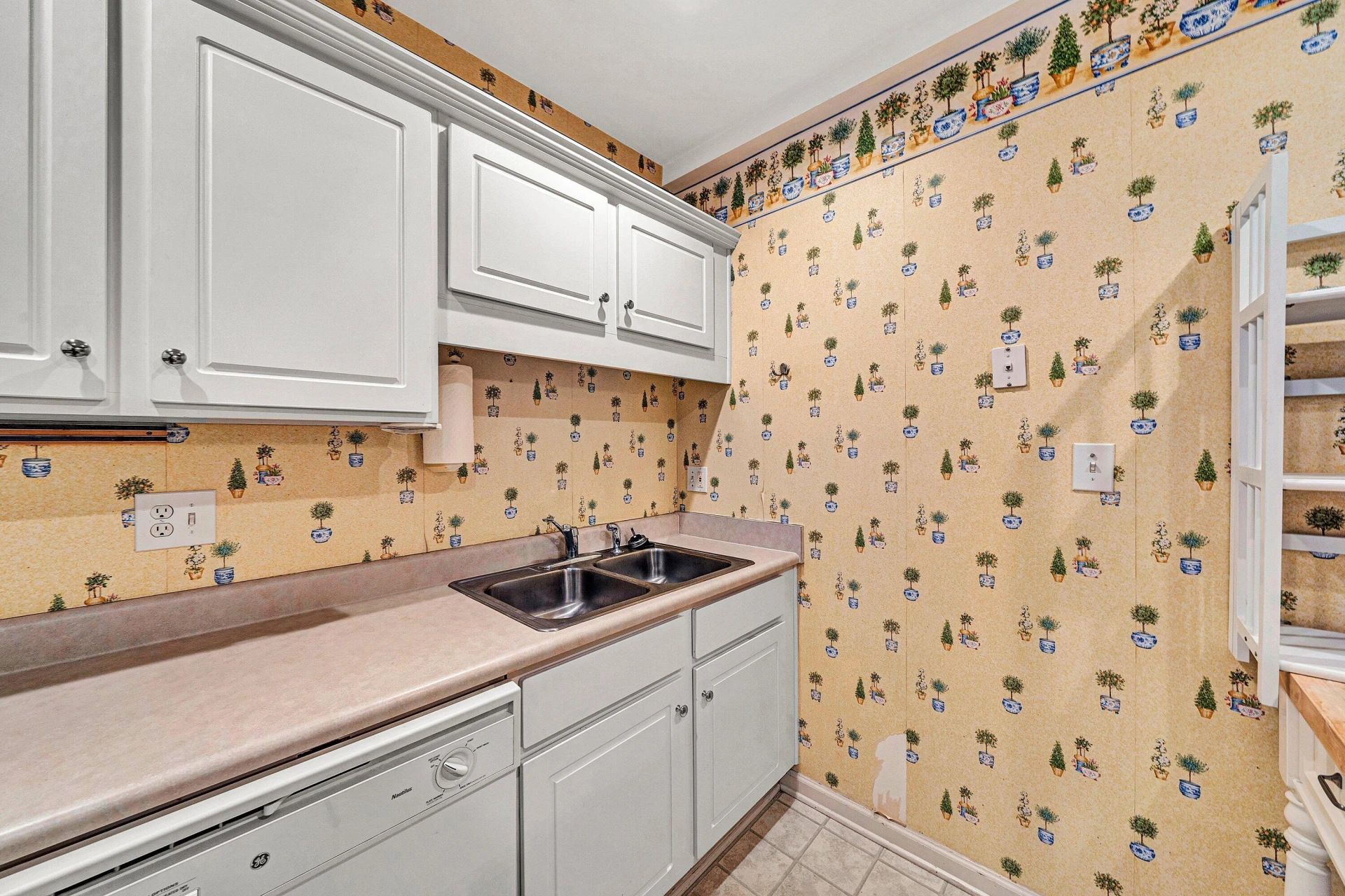 4438 Pheasant Ridge RD #103 - Photo 9