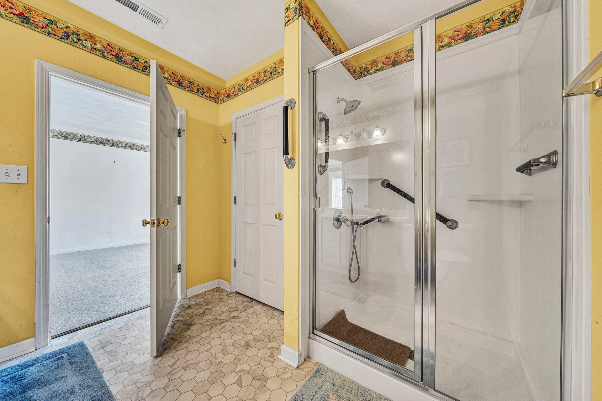4438 Pheasant Ridge RD #103 - Photo 18