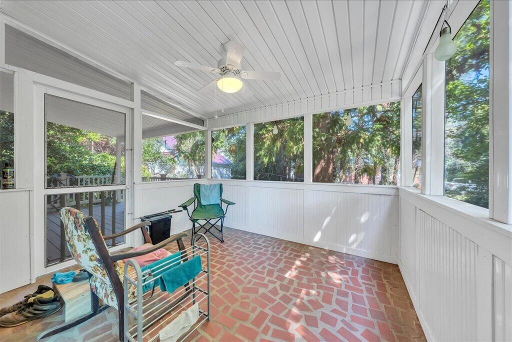 813 Spruce ST - Photo 15