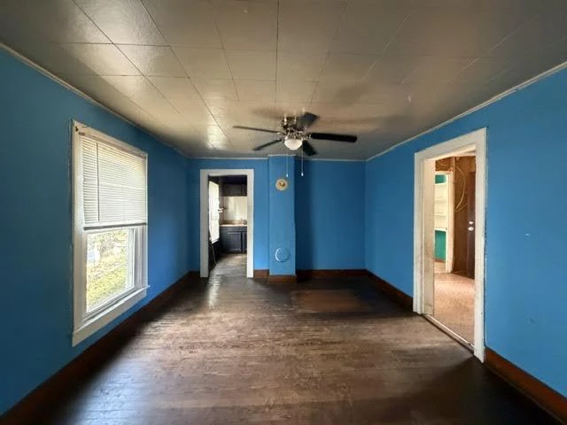 1722 Campbell AVE SE - Photo 15