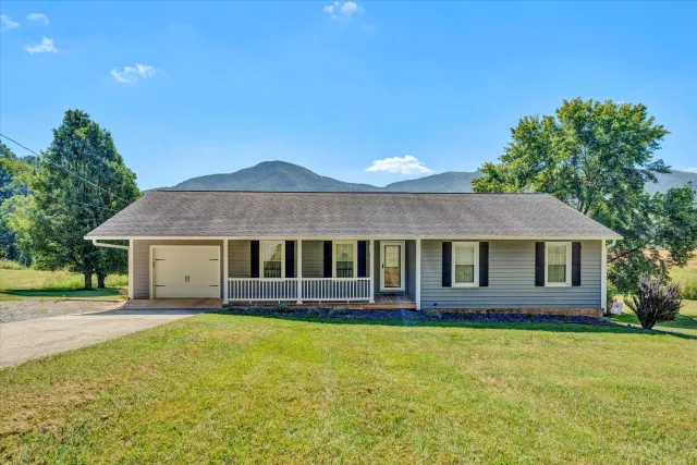 6180 Poage Valley RD