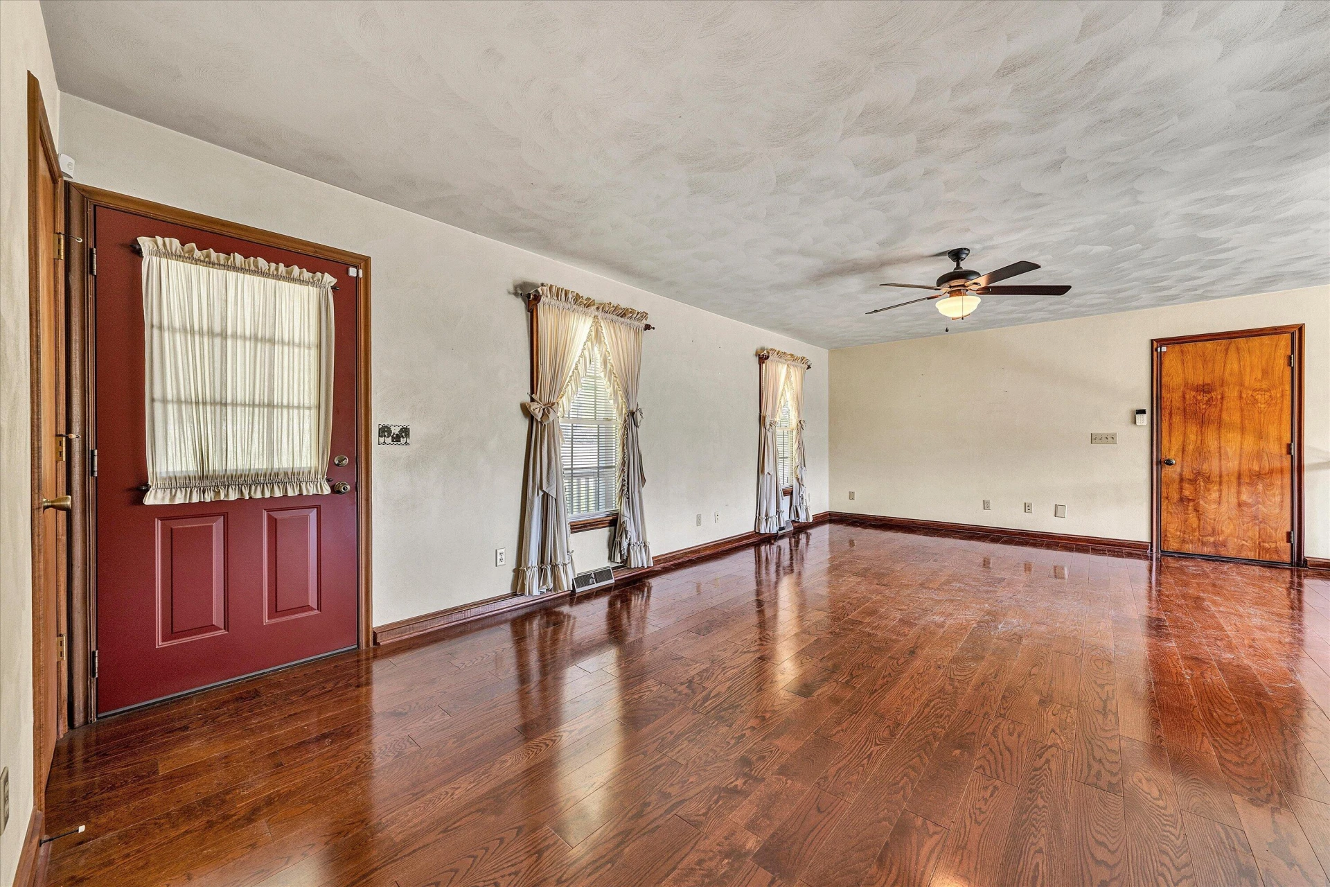 6180 Poage Valley RD - Photo 8