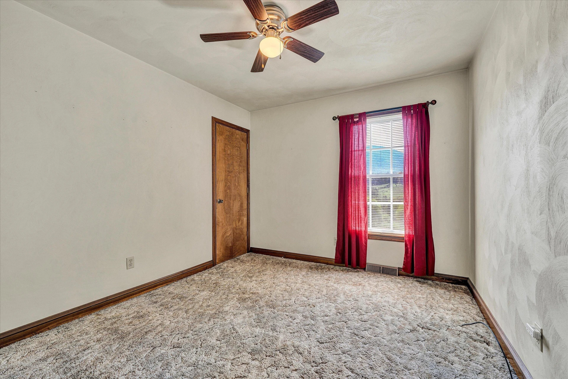 6180 Poage Valley RD - Photo 20