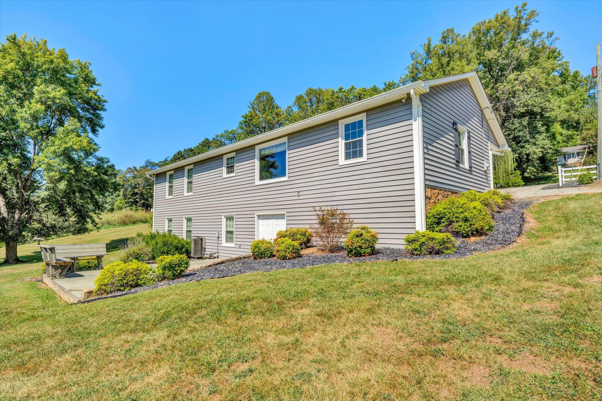 6180 Poage Valley RD - Photo 37