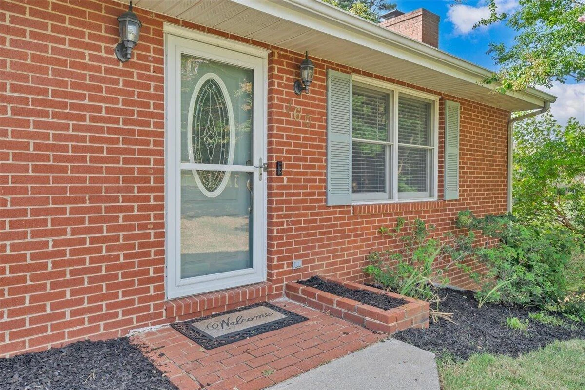 160 Stayman RD - Photo 3