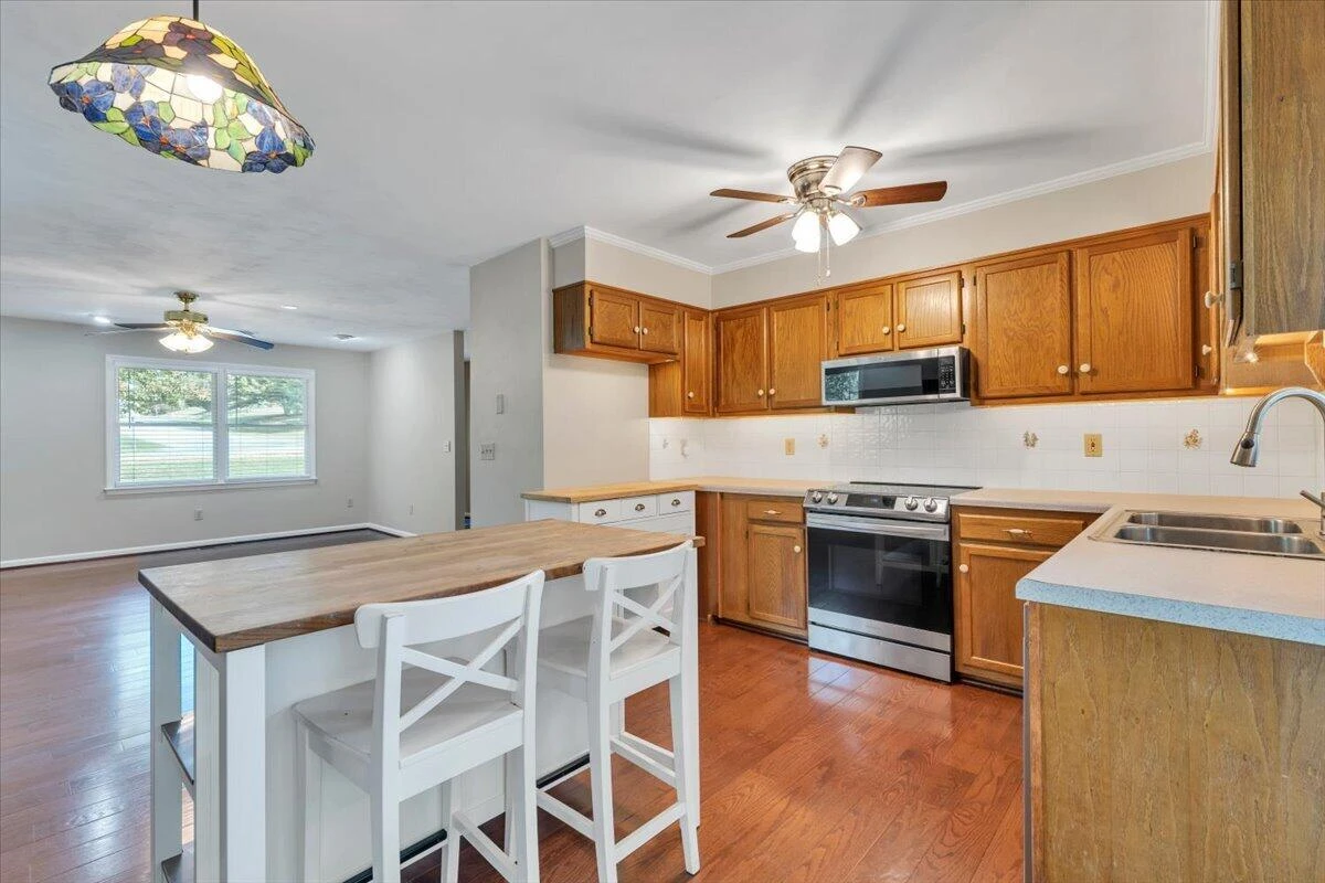 160 Stayman RD - Photo 14