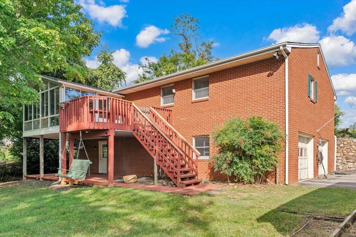 160 Stayman RD - Photo 38