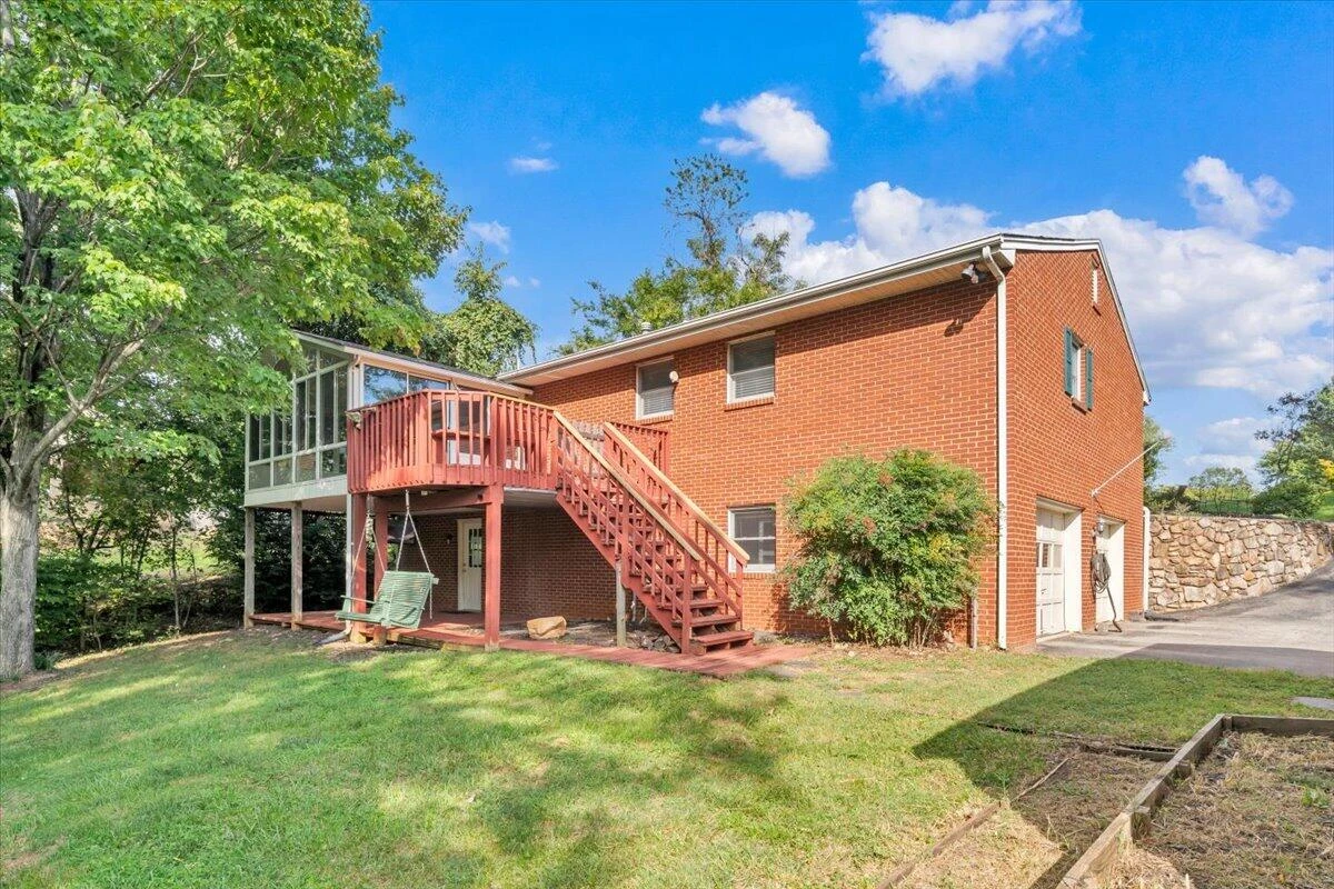 160 Stayman RD - Photo 39