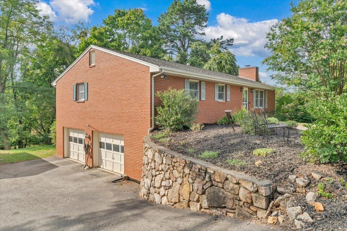 160 Stayman RD - Photo 42
