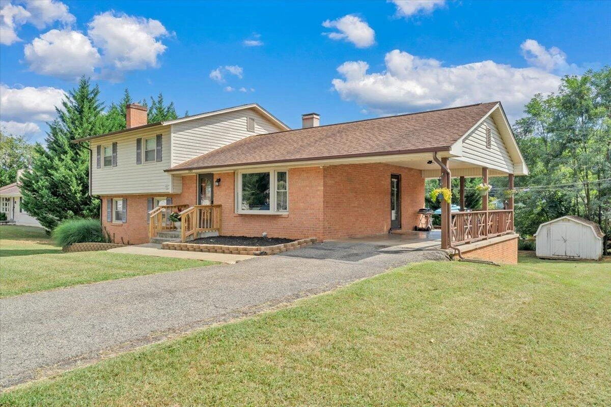 5402 Green Meadow RD - Photo 5