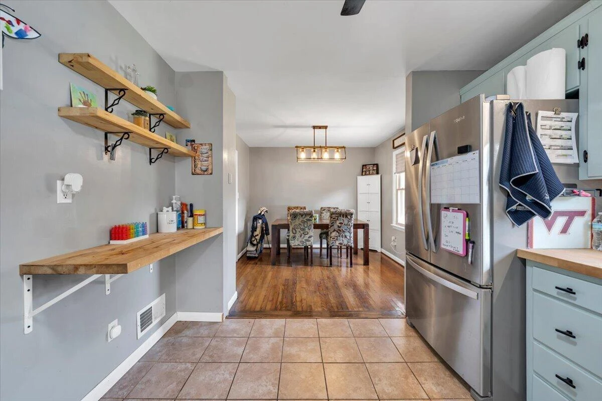 5402 Green Meadow RD - Photo 15