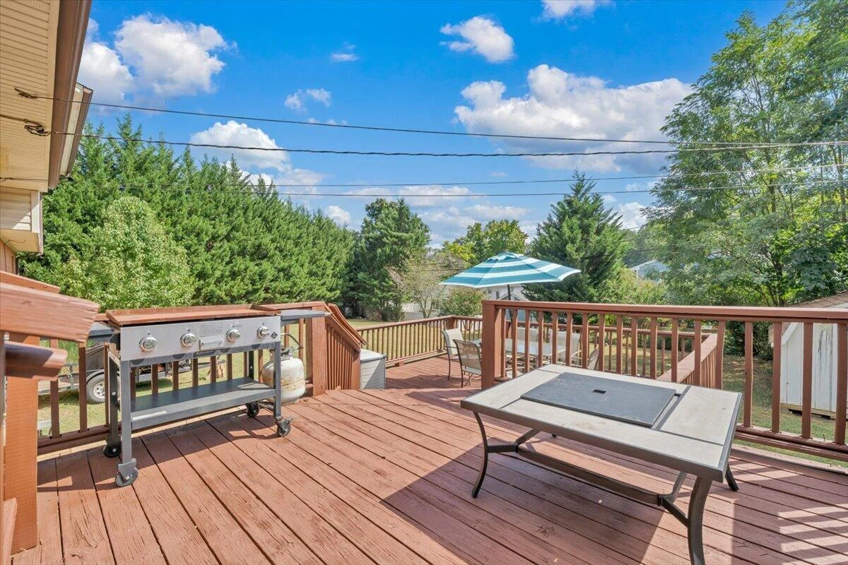 5402 Green Meadow RD - Photo 26