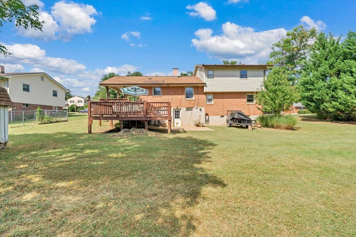 5402 Green Meadow RD - Photo 32