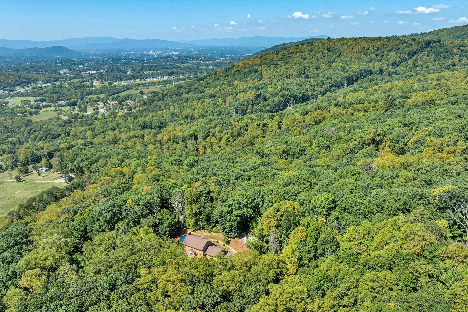 1207 Foothills DR - Photo 3