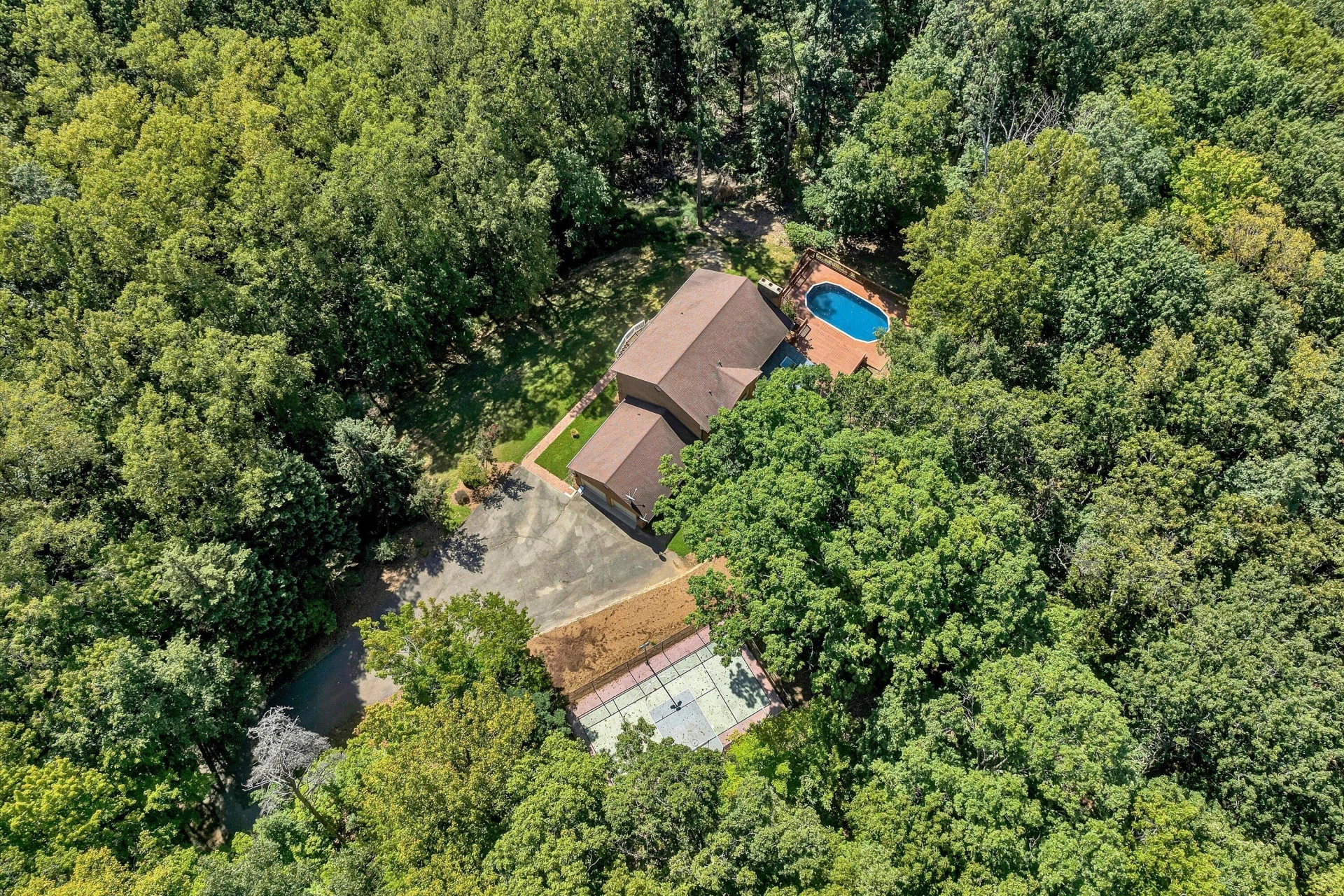 1207 Foothills DR - Photo 4