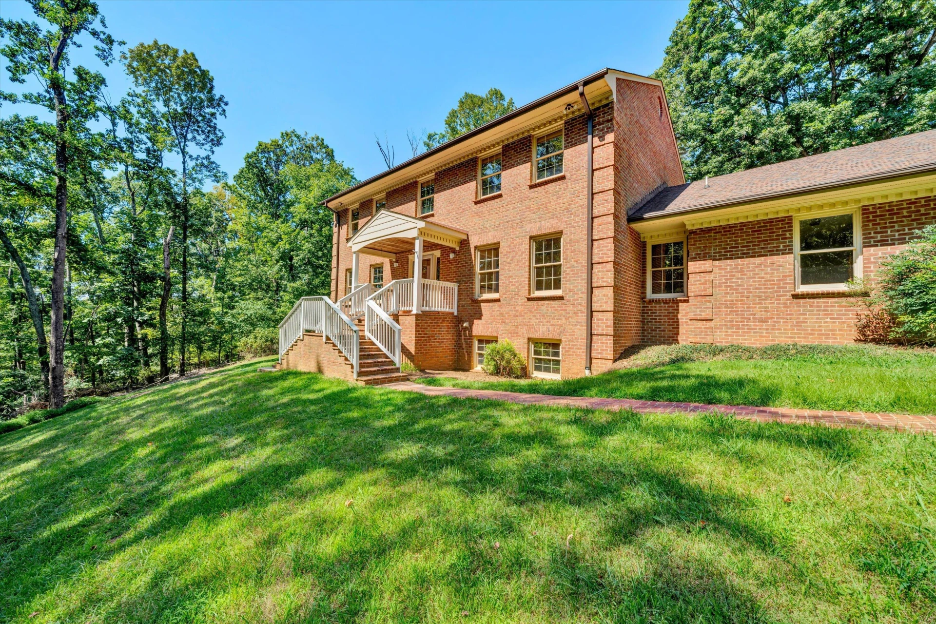 1207 Foothills DR - Photo 6