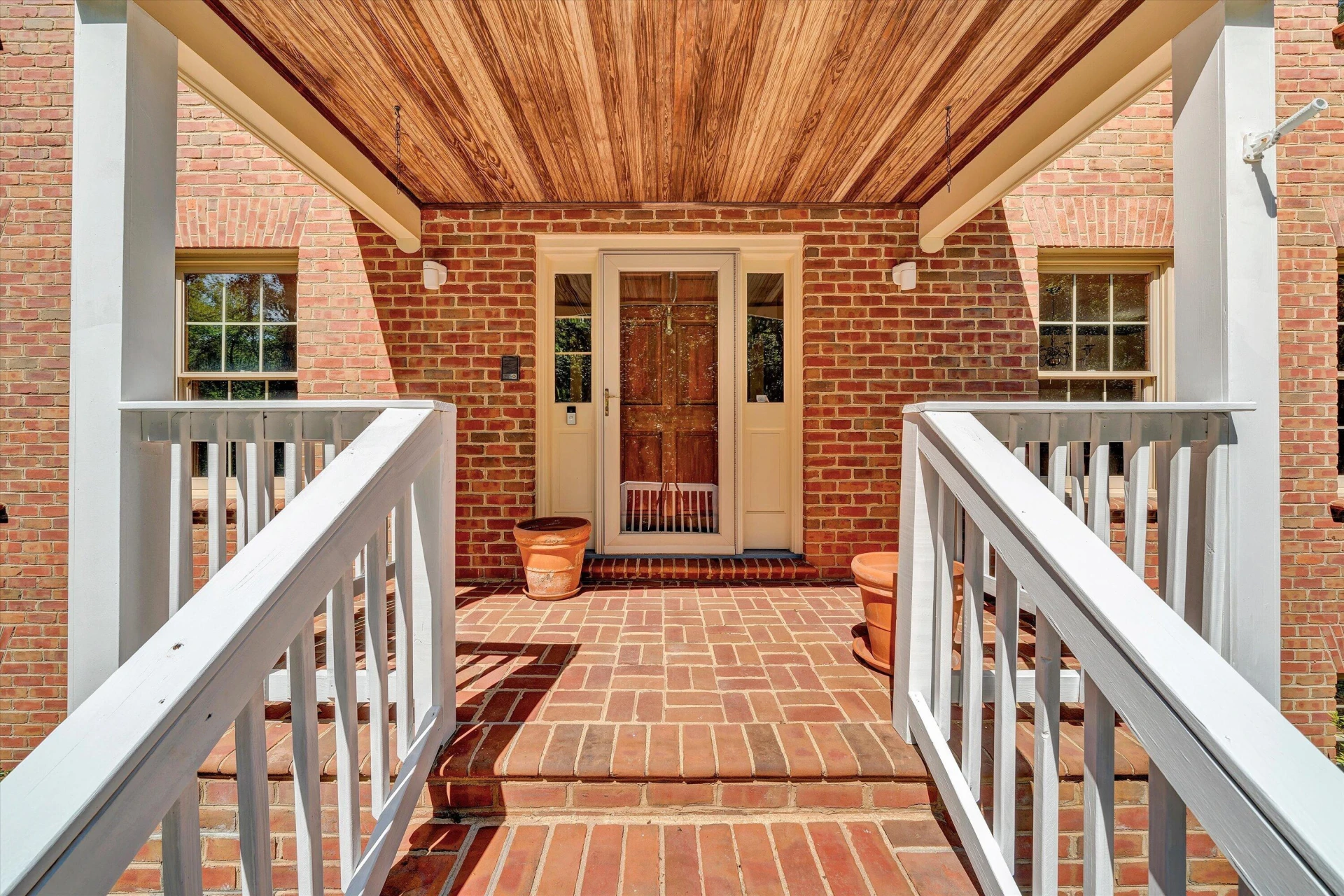 1207 Foothills DR - Photo 7