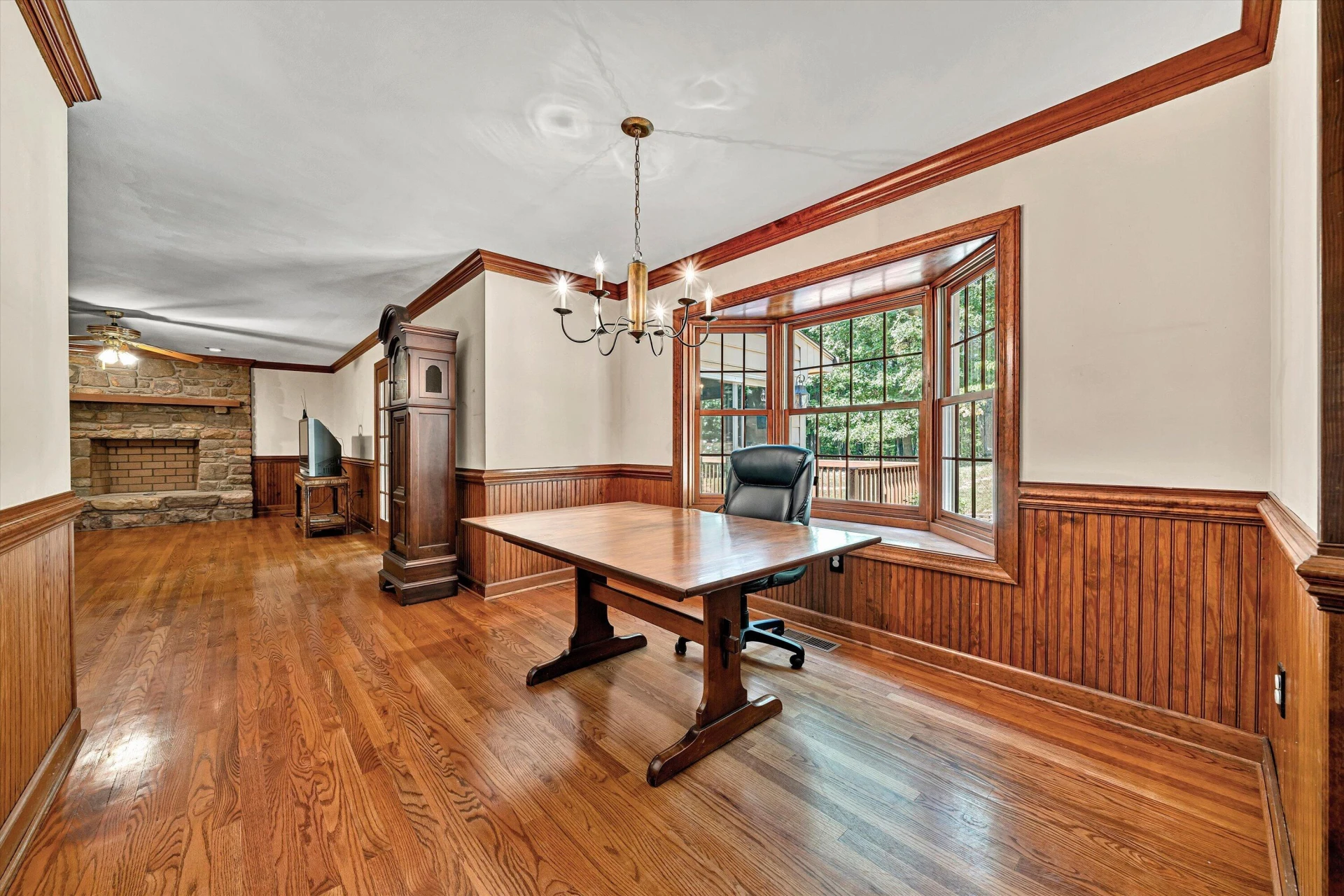 1207 Foothills DR - Photo 20