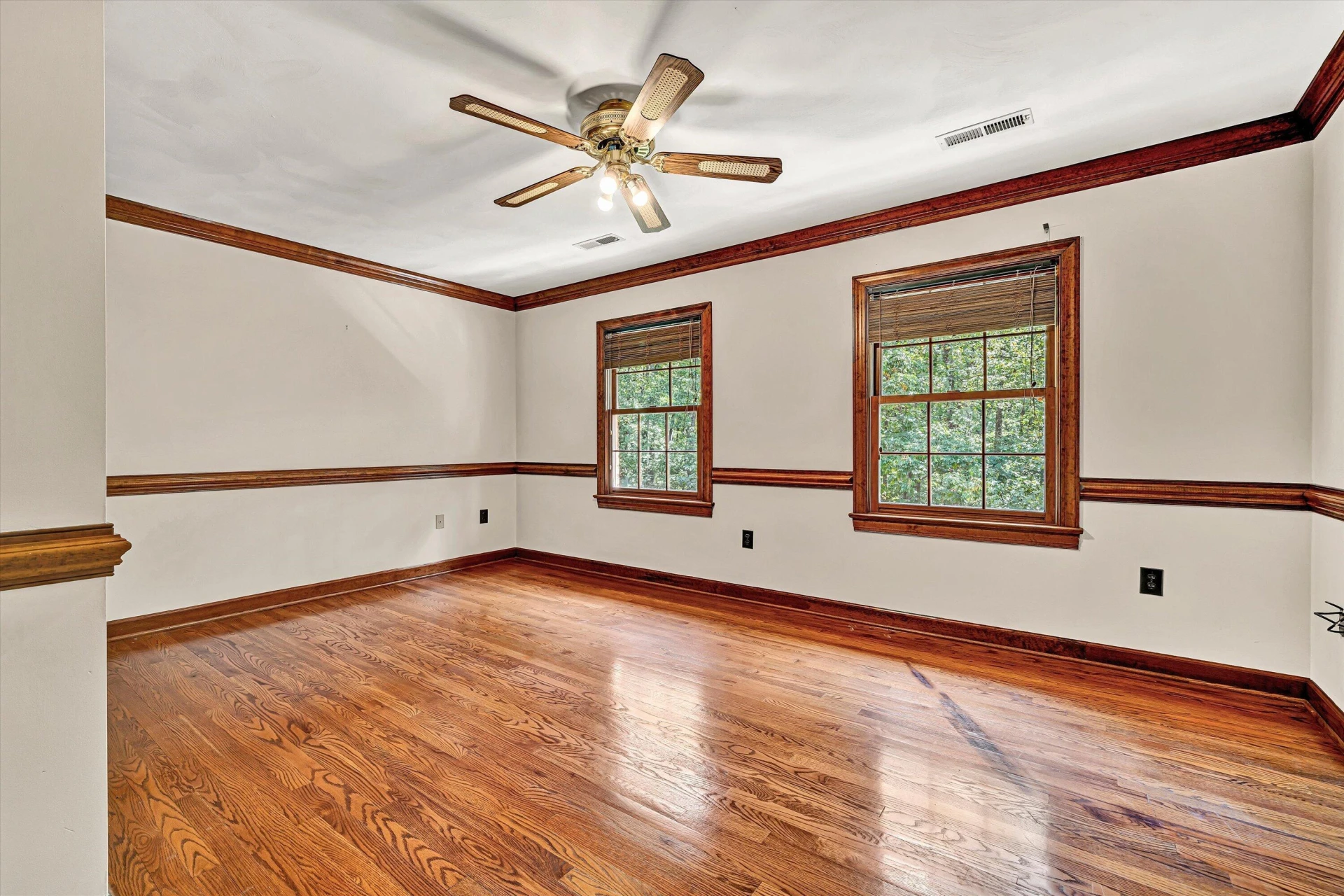 1207 Foothills DR - Photo 27