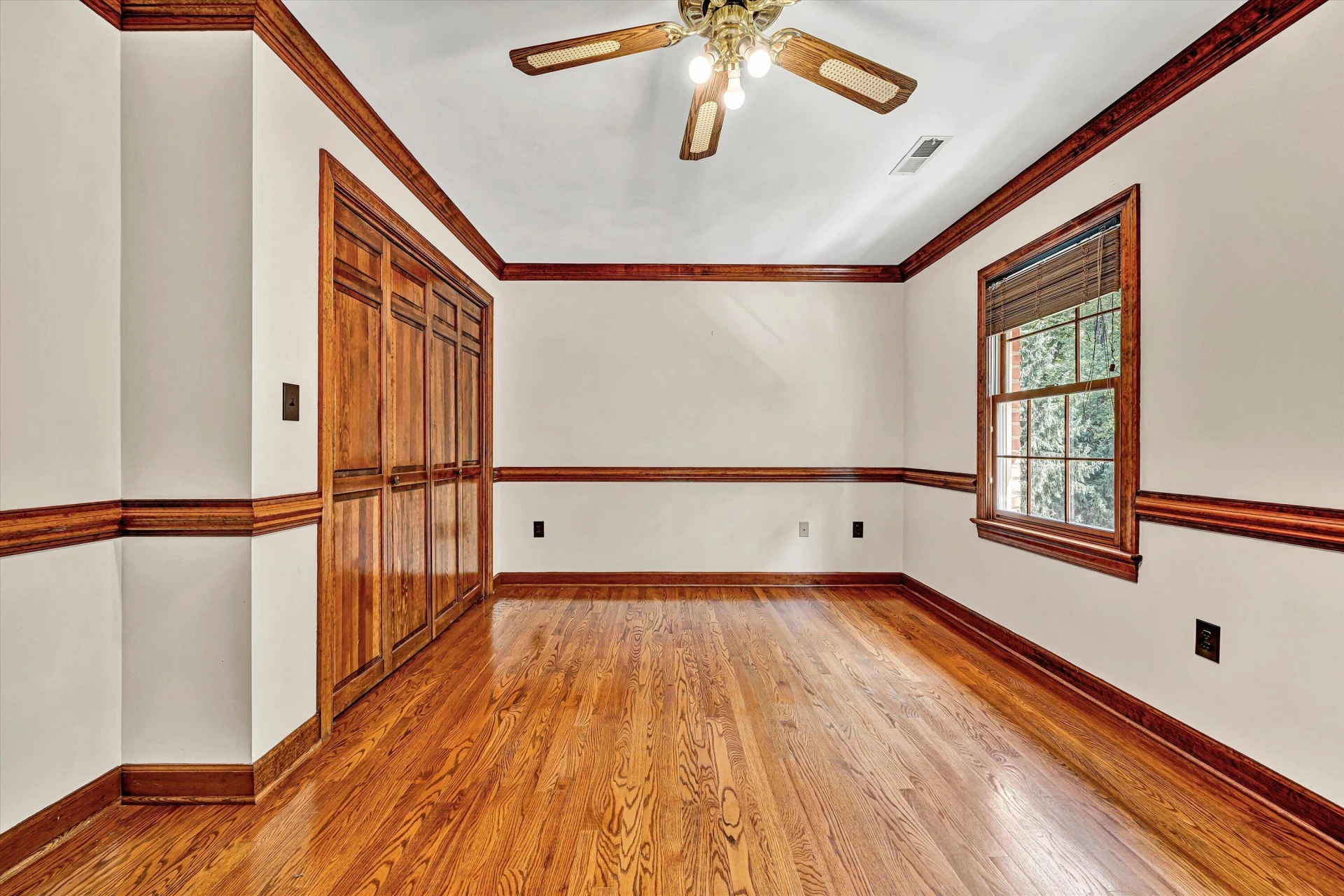 1207 Foothills DR - Photo 28