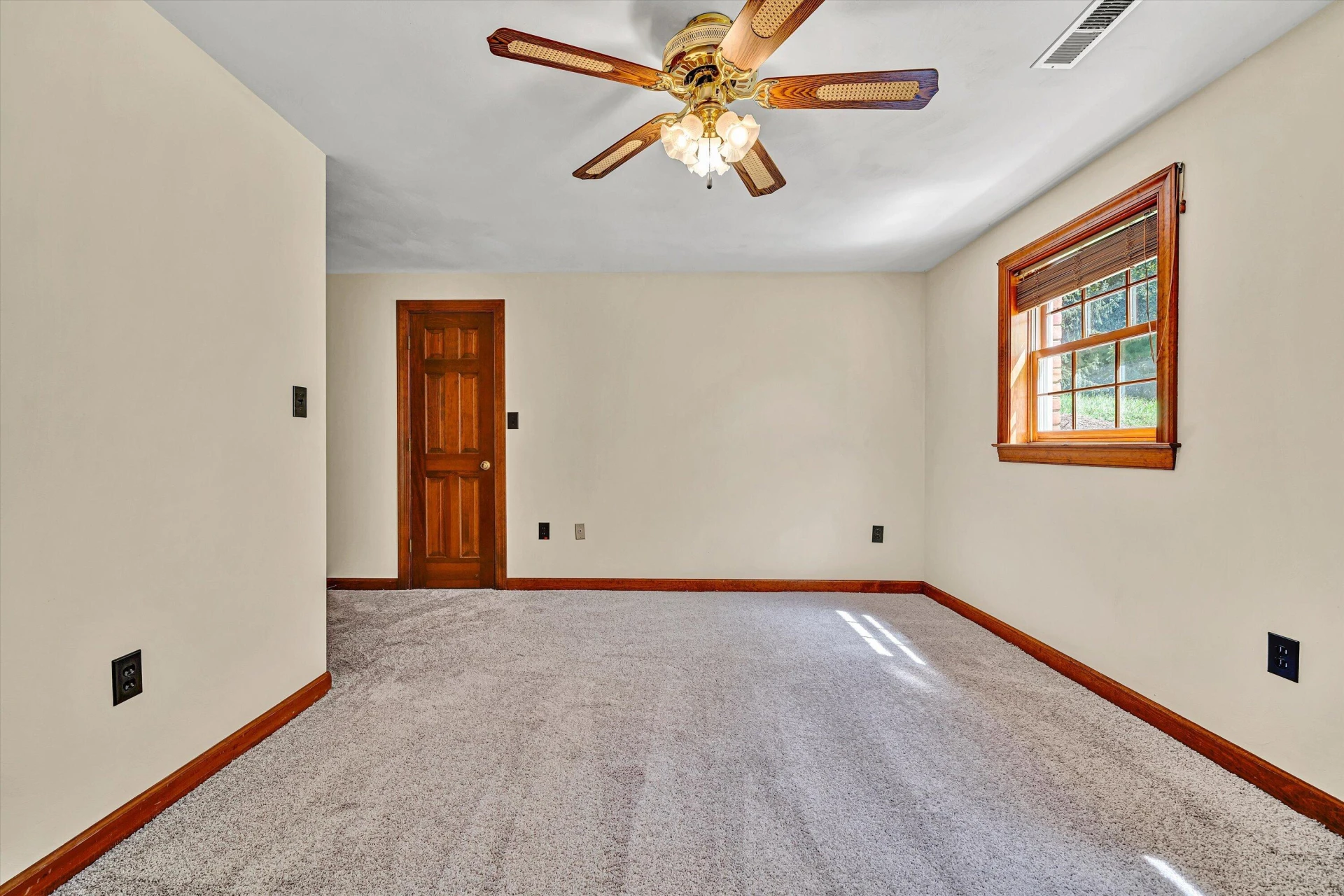 1207 Foothills DR - Photo 48