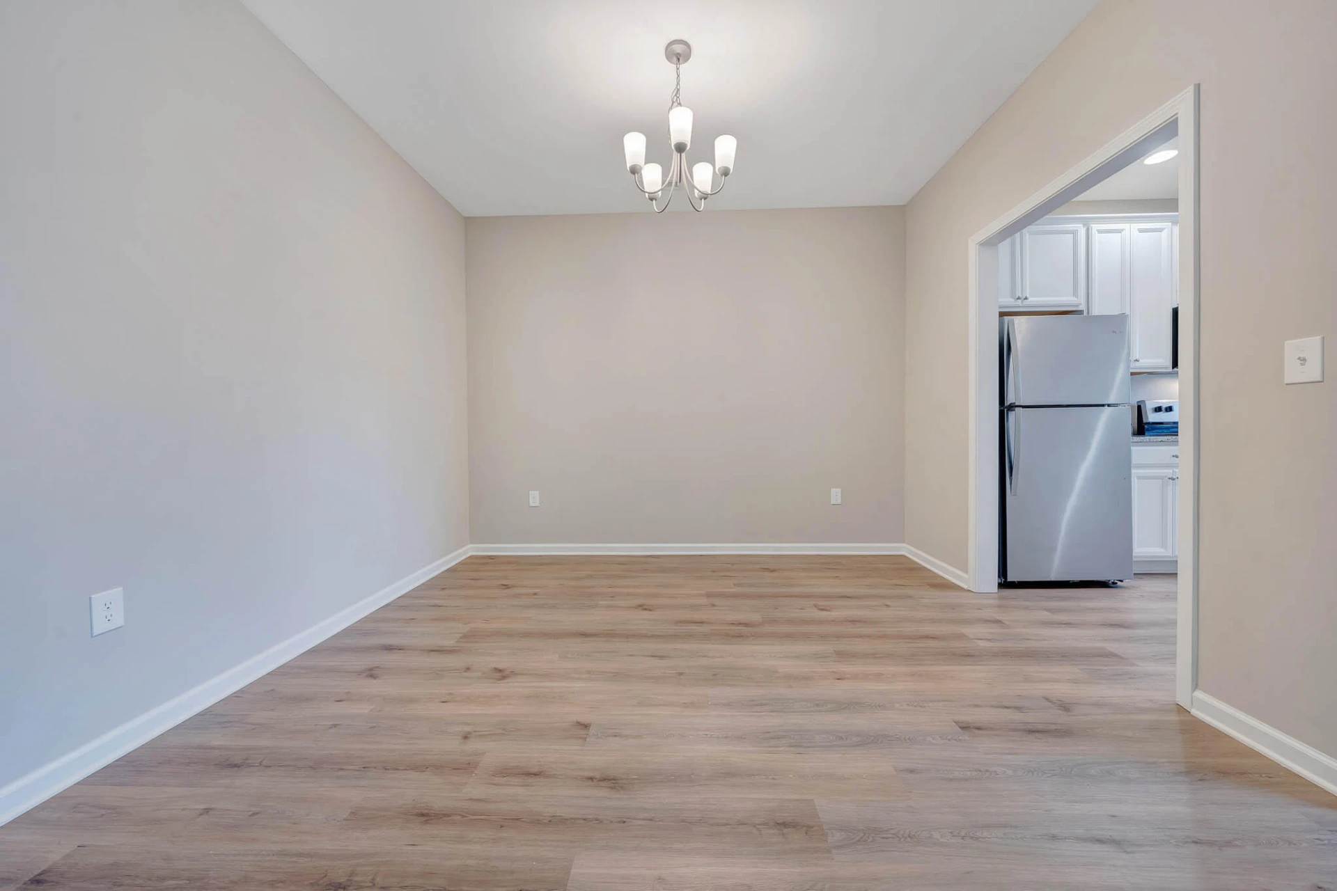 1060 Brandon AVE SW - Photo 10